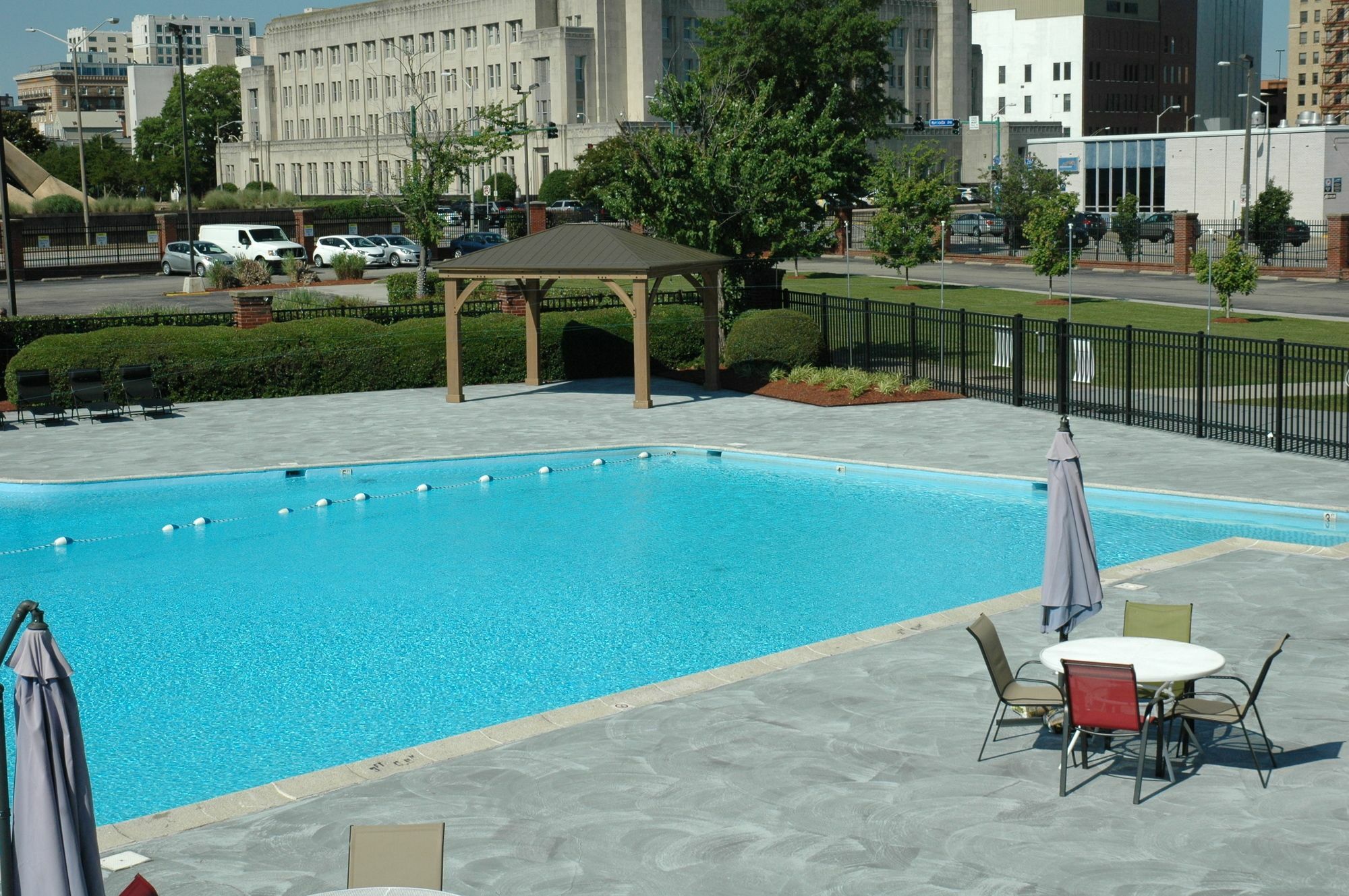 Hotel Wyndham Garden Norfolk Downtown Exterior foto